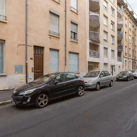 Lyon: Grange Blanche *